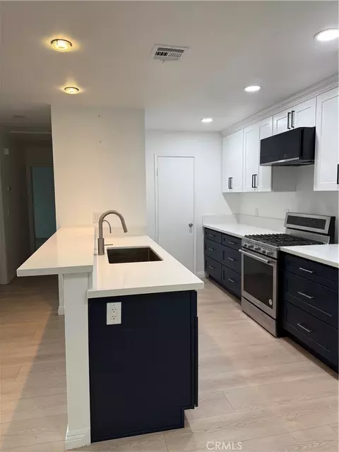 10477 Yosemite Dr, Montclair, CA 91763 photo 3