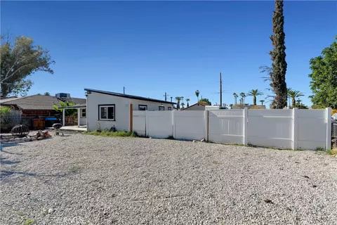 Exterior - 415 N Santa Fe, Hemet, CA 92543 photo 2 of 4