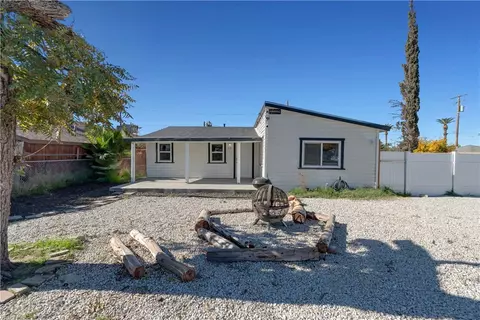 Exterior - 415 N Santa Fe, Hemet, CA 92543 photo 1 of 4