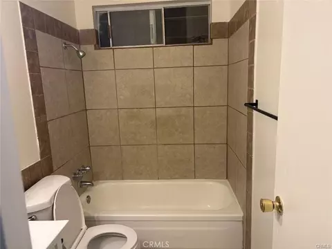Bath - 751 Upton, Barstow, CA 92311 photo 2 of 2