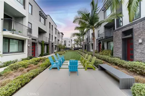 Exterior - 122 Schick, Irvine, CA 92614 photo 5 of 12