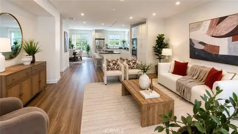 Entry Way - 122 Schick, Irvine, CA 92614 photo 2 of 7