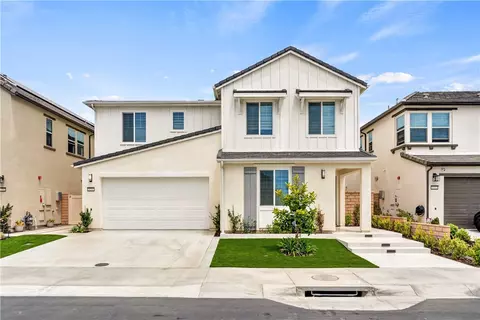 21212 Altair Ln, Huntington Beach, CA 92646
