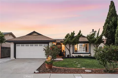 7946 Aqua Mansa Rd, San Diego, CA 92126