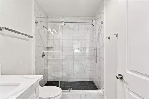 Bath - 3738 Blanche, Pasadena, CA 91107 photo 5 of 10