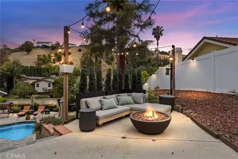20224 Chapter, Woodland Hills, CA 91364