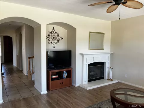 Living - 32965 Anasazi Dr, Temecula, CA 92592 photo 4 of 8
