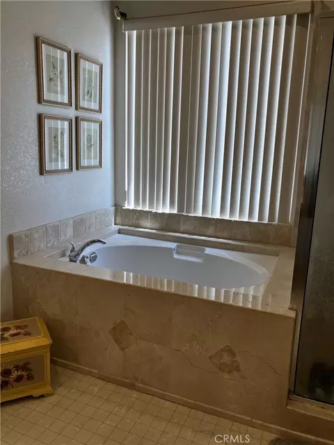 Bath - 32965 Anasazi Dr, Temecula, CA 92592 photo 2 of 2