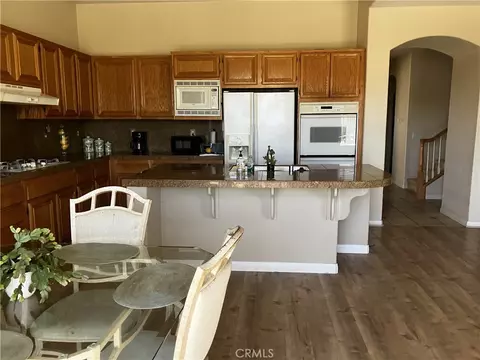 Kitchen - 32965 Anasazi Dr, Temecula, CA 92592 photo 2 of 3