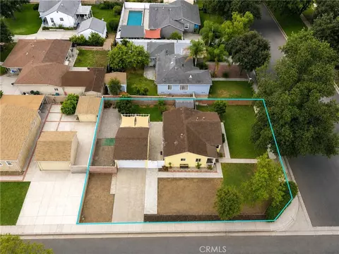 View/Area - 4220 Douglass, Riverside, CA 92507 photo 1 of 4