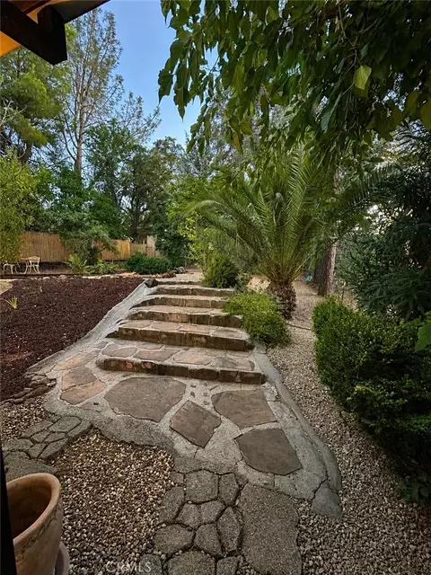 Exterior - 1162 Willis St, Redding, CA 96001 photo 10 of 16
