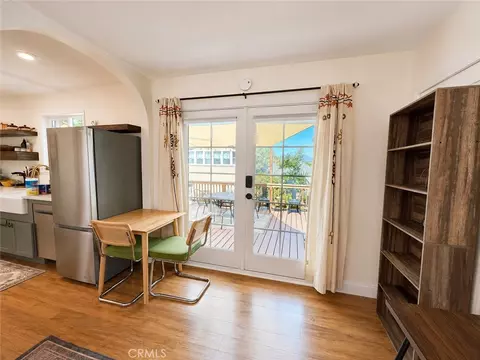 Entry Way - 1162 Willis St, Redding, CA 96001 photo 4 of 5