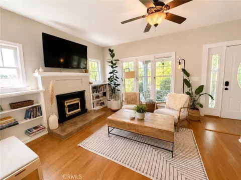 Living - 1162 Willis St, Redding, CA 96001 photo 1 of 1