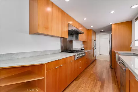 Kitchen - 2128 Oak Crst, Riverside, CA 92506 photo 3 of 3