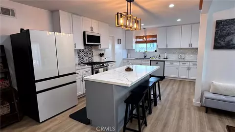 Kitchen - 1590 Sabina, Simi Valley, CA 93063 photo 1 of 4