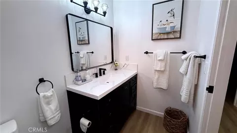 Bath - 1590 Sabina, Simi Valley, CA 93063 photo 3 of 4