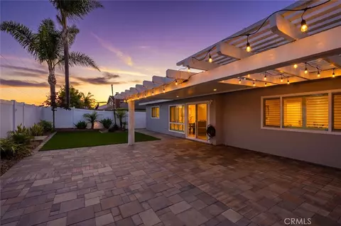 9952 Effingham, Huntington Beach, CA 92646