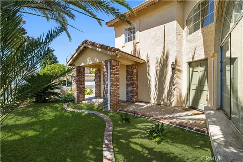 Exterior - 5048 Trojan Ct, Riverside, CA 92507 photo 7 of 10