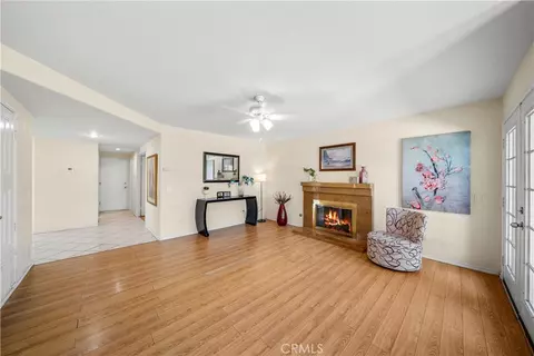 Living - 5048 Trojan Ct, Riverside, CA 92507 photo 6 of 7