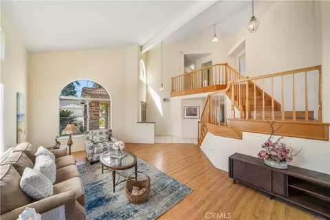 Living - 5048 Trojan Ct, Riverside, CA 92507 photo 2 of 7