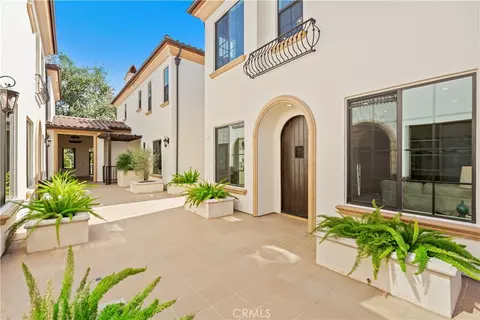 Exterior - 1013 Holly Ave #A, Arcadia, CA 91007 photo 3 of 5