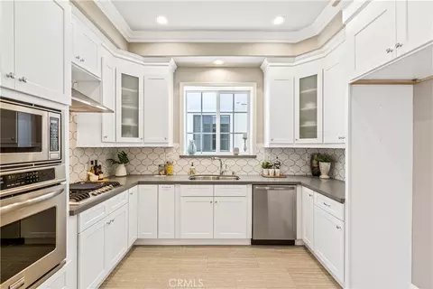 Kitchen - 1013 Holly Ave #A, Arcadia, CA 91007 photo 1 of 2