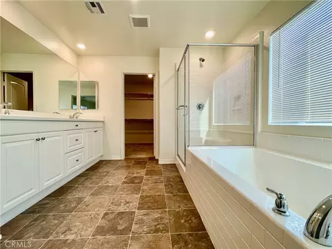 Bath - 19374 Fortunello, Riverside, CA 92508 photo 3 of 5