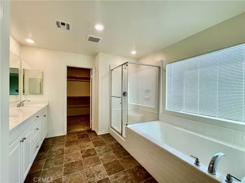 Bath - 19374 Fortunello, Riverside, CA 92508 photo 2 of 5