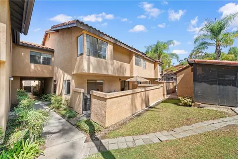 1450 Kauai St, West Covina, CA 91792