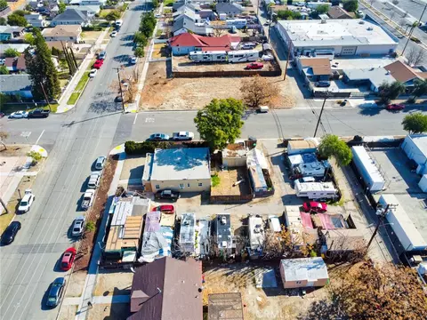 View/Area - 584 E H St, Colton, CA 92324 photo 6 of 13