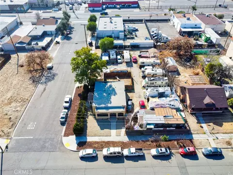 View/Area - 584 E H St, Colton, CA 92324 photo 11 of 13