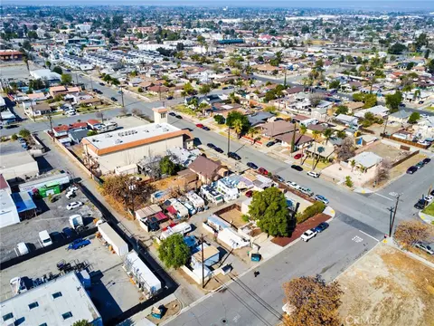 View/Area - 584 E H St, Colton, CA 92324 photo 8 of 13