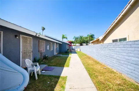 Exterior - 188 E 11th St, San Bernardino, CA 92410 photo 3 of 7