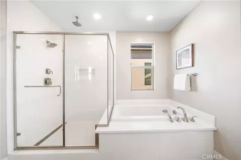 Bath - 151 Scale, Irvine, CA 92618 photo 1 of 3
