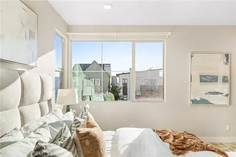 Bedroom - 151 Scale, Irvine, CA 92618 photo 6 of 9