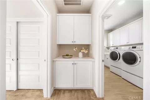 Entry Way - 151 Scale, Irvine, CA 92618 photo 9 of 12