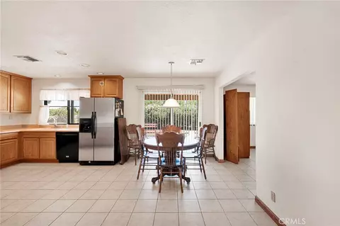 Dining - 10387 Kern, Hesperia, CA 92345 photo 1 of 1