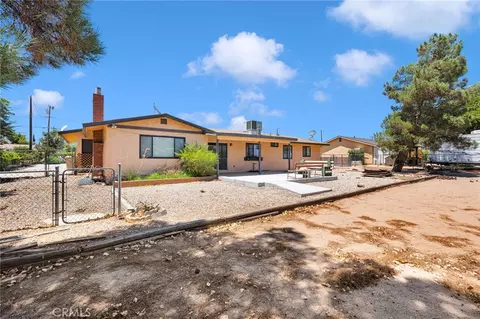 Exterior - 10387 Kern, Hesperia, CA 92345 photo 5 of 9
