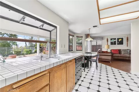 Kitchen - 10133 Saddlehill, Rancho Cucamonga, CA 91737 photo 4 of 4
