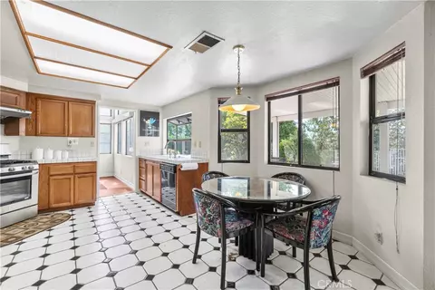 Kitchen - 10133 Saddlehill, Rancho Cucamonga, CA 91737 photo 2 of 4