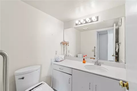 Bath - 10133 Saddlehill, Rancho Cucamonga, CA 91737 photo 1 of 4