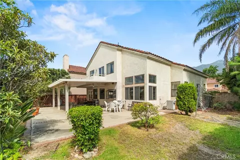 Exterior - 10133 Saddlehill, Rancho Cucamonga, CA 91737 photo 6 of 7