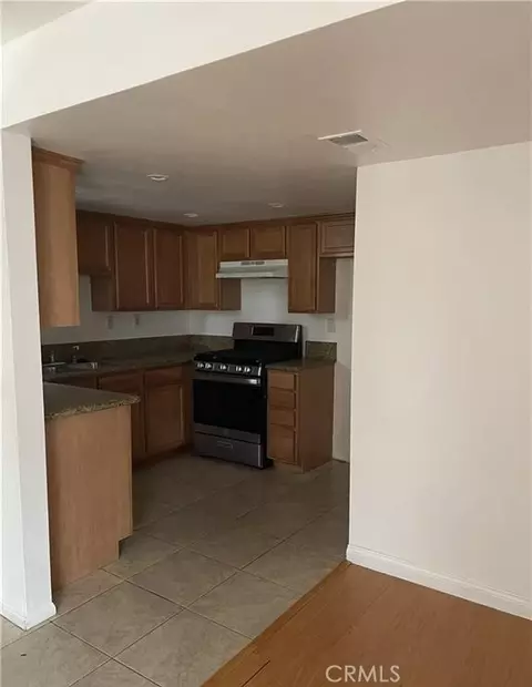 Kitchen - 1315 Massachusetts Ave #101, Riverside, CA 92507 photo 1 of 1
