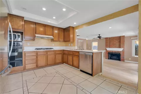 Kitchen - 32 Rising Hill Rd, Phillips Ranch, CA 91766 photo 1 of 3