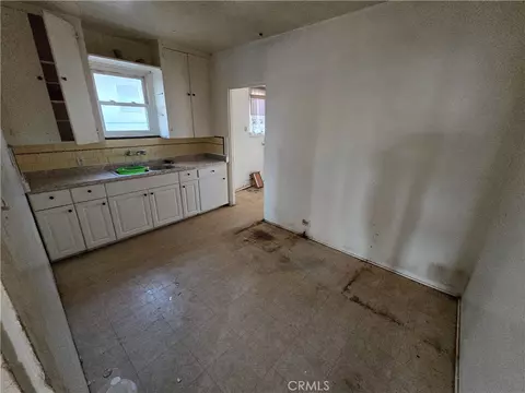 Kitchen - 116 E Fredrick St, Barstow, CA 92311 photo 1 of 1
