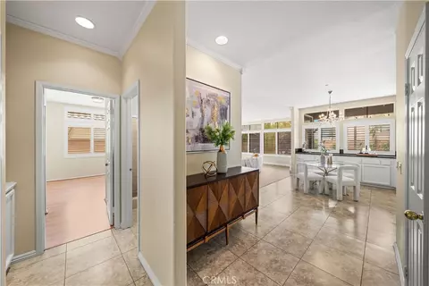 Entry Way - 11259 Oak Brook Ct, Rancho Cucamonga, CA 91737 photo 3 of 8