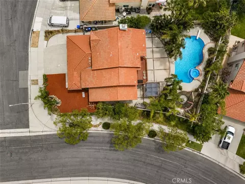 View/Area - 11259 Oak Brook Ct, Rancho Cucamonga, CA 91737 photo 3 of 8