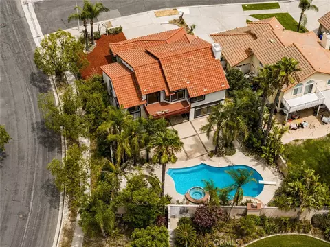 View/Area - 11259 Oak Brook Ct, Rancho Cucamonga, CA 91737 photo 2 of 8