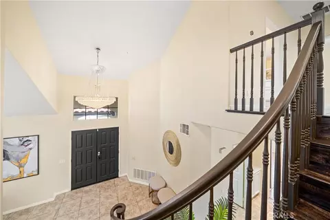 Entry Way - 11259 Oak Brook Ct, Rancho Cucamonga, CA 91737 photo 5 of 8