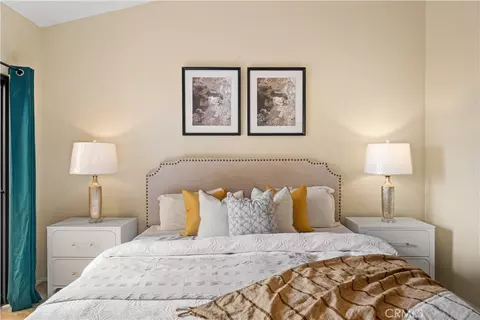 Bedroom - 11259 Oak Brook Ct, Rancho Cucamonga, CA 91737 photo 4 of 4